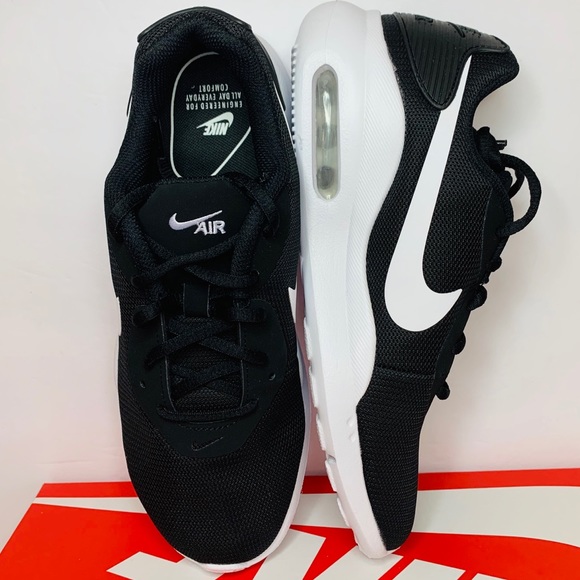 WMNS Nike Air Max Oketo - Picture 4 of 8